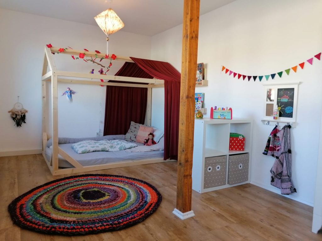 Zimmerrenovierung - Kinderzimmer neu Maler Bisingen